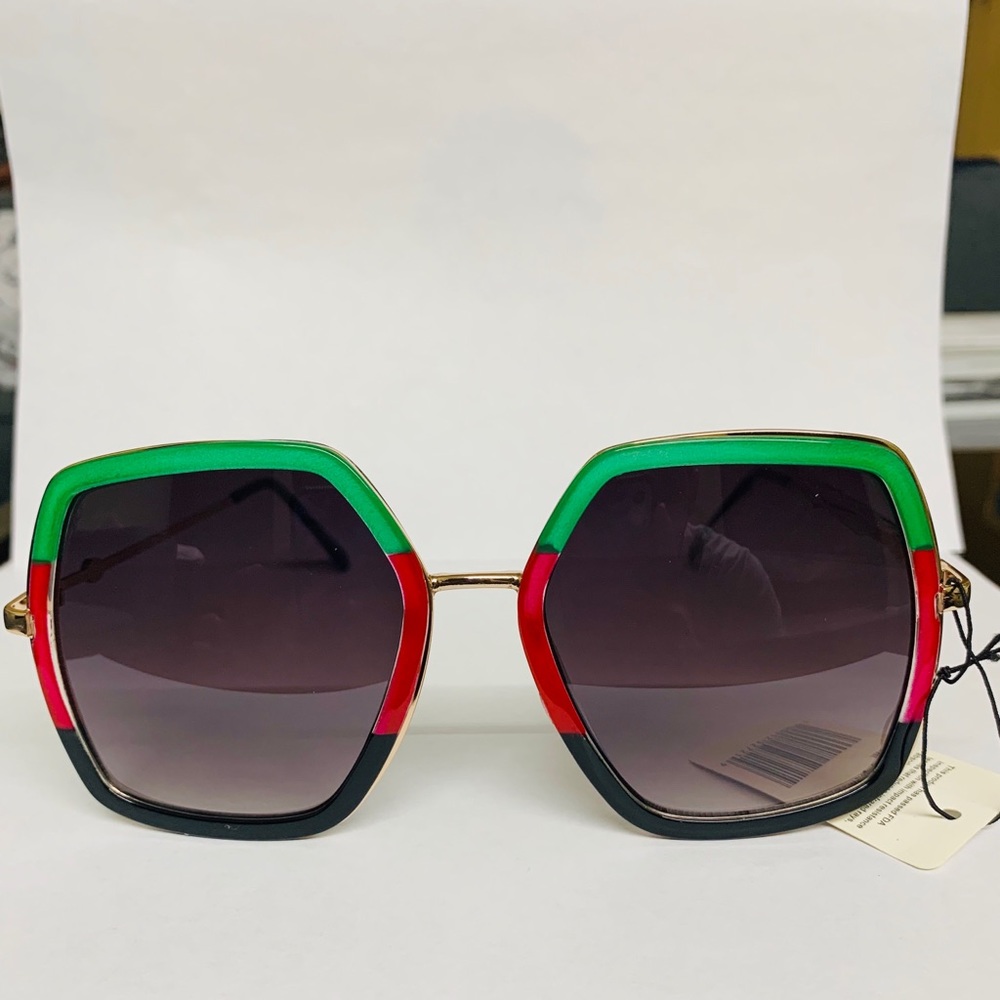 Polarized Designer SUNGLASSES Red Green Frame